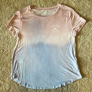 Hollister Women’s short sleeve easy T shirt size large L ombré